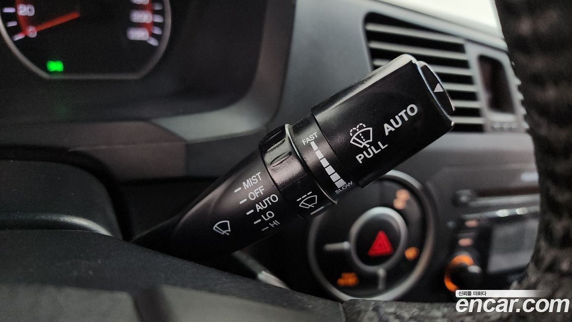 KG_Mobility_Ssangyong KORANDO 2012