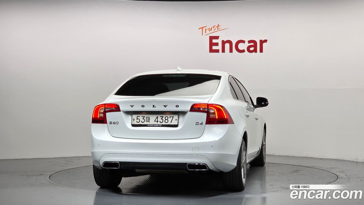 Volvo S60 2015