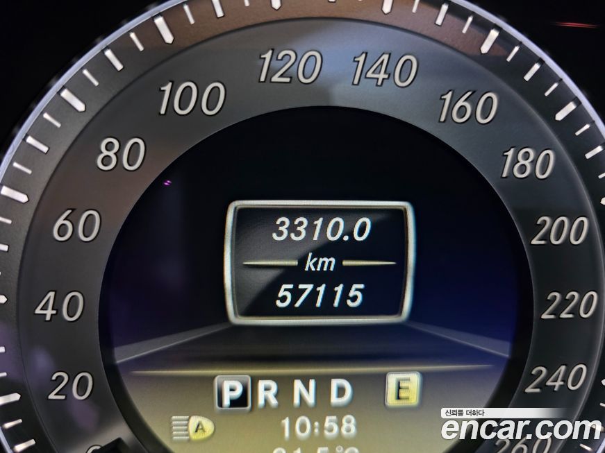 Mercedes-Benz C-Class 2012