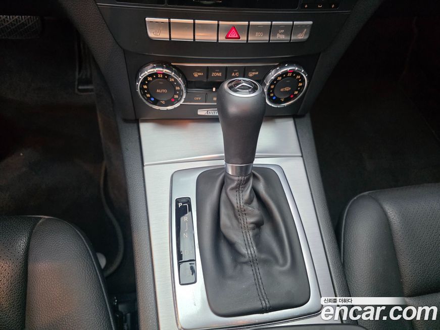 Mercedes-Benz C-Class 2012