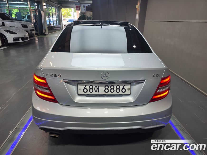 Mercedes-Benz C-Class 2012