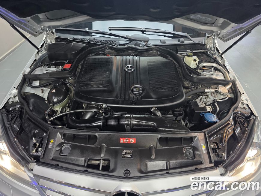 Mercedes-Benz C-Class 2012