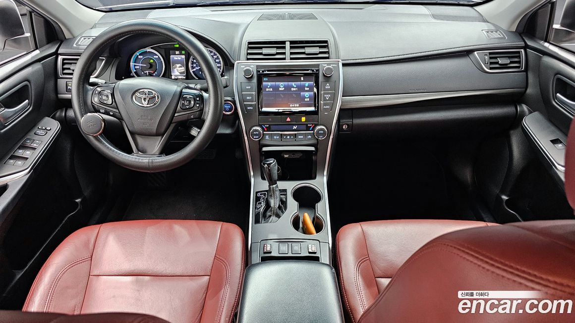 Toyota Camry 2016
