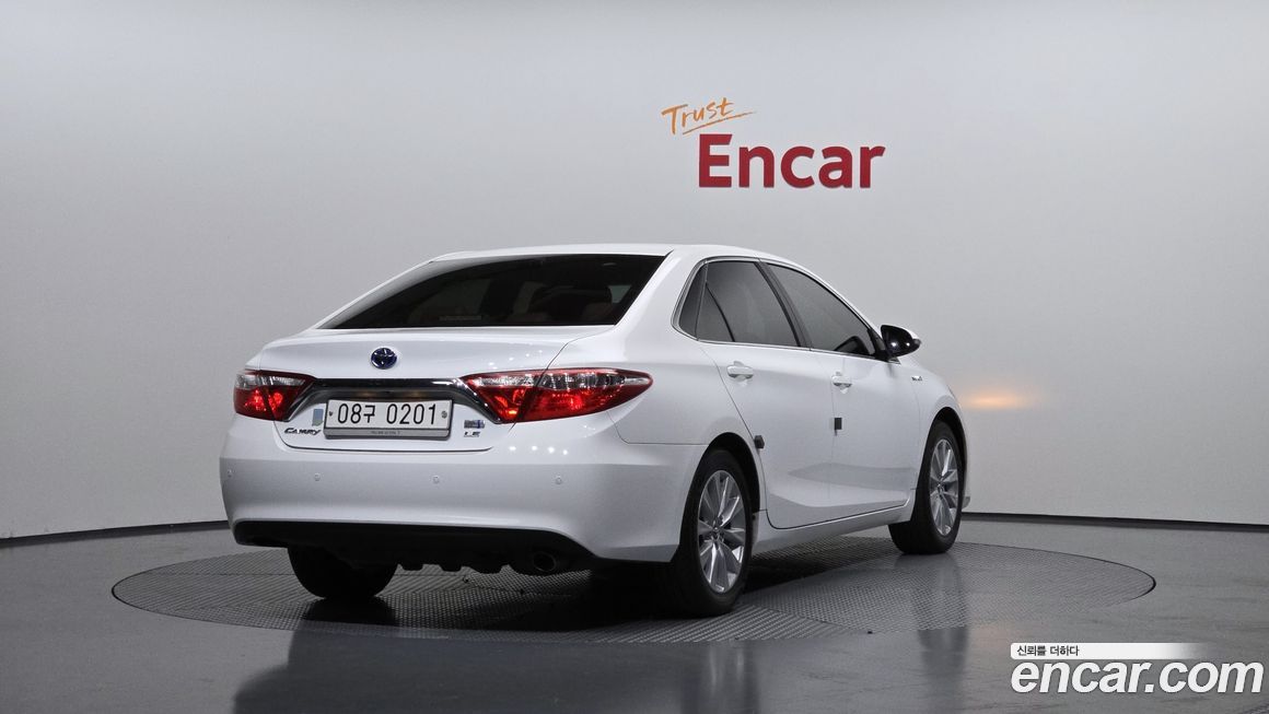 Toyota Camry 2016