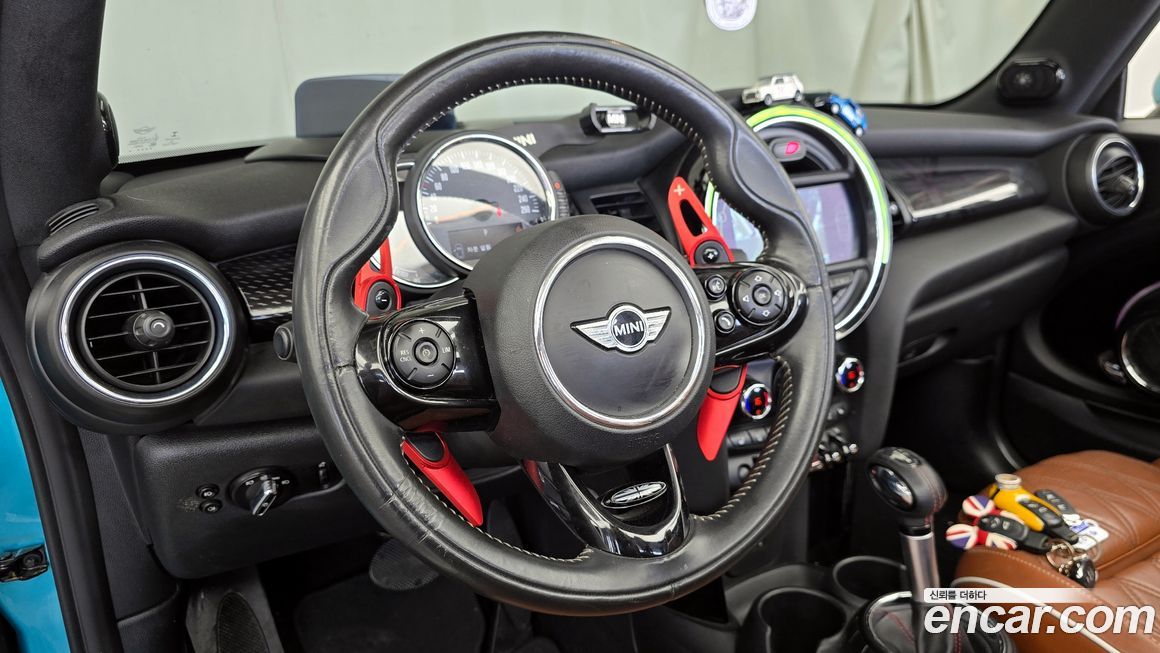 Mini Cooper Convertible 2018