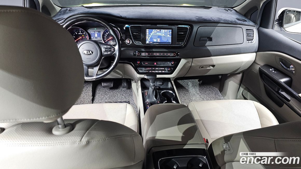 Kia Canival 2019