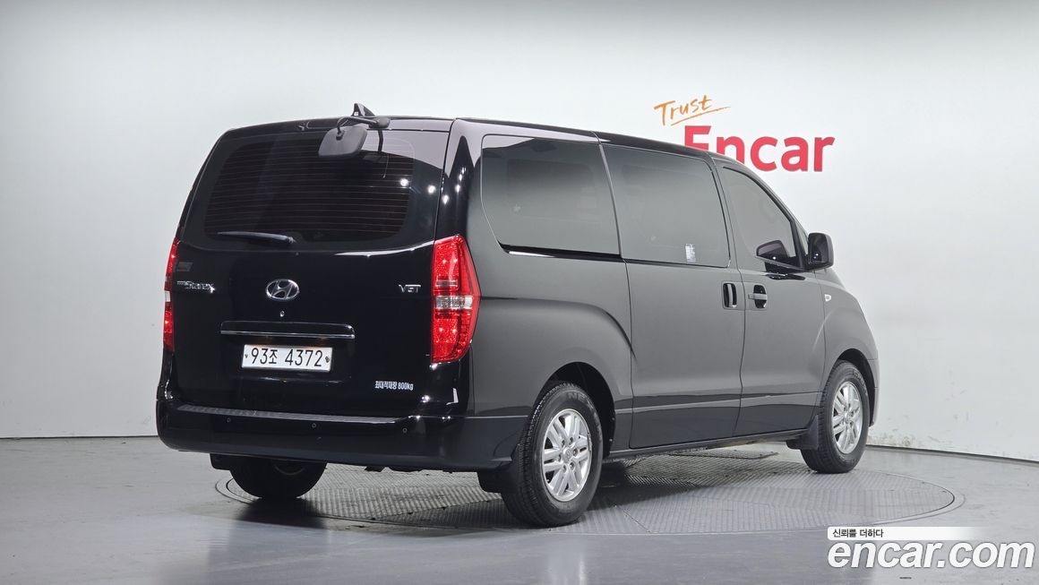 Hyundai Starex 2018