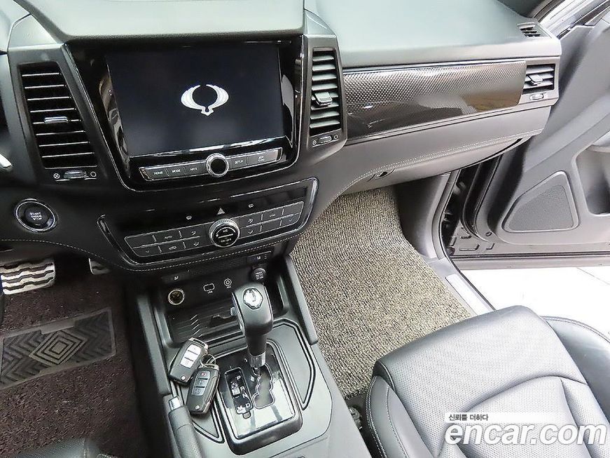 KG_Mobility_Ssangyong Rexton 2020