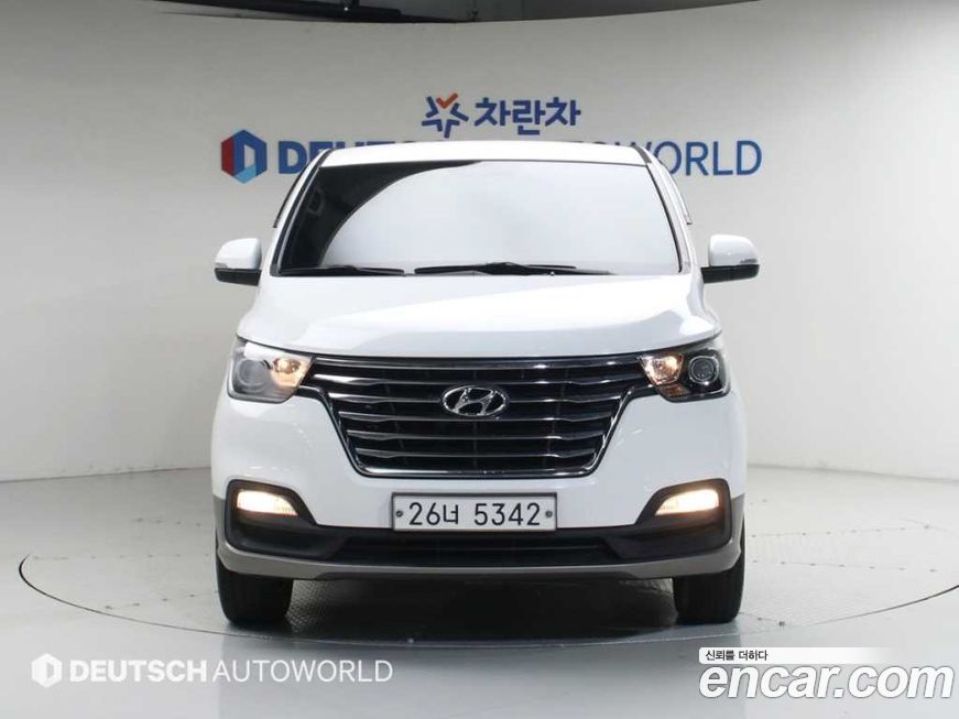 Hyundai Starex 2018