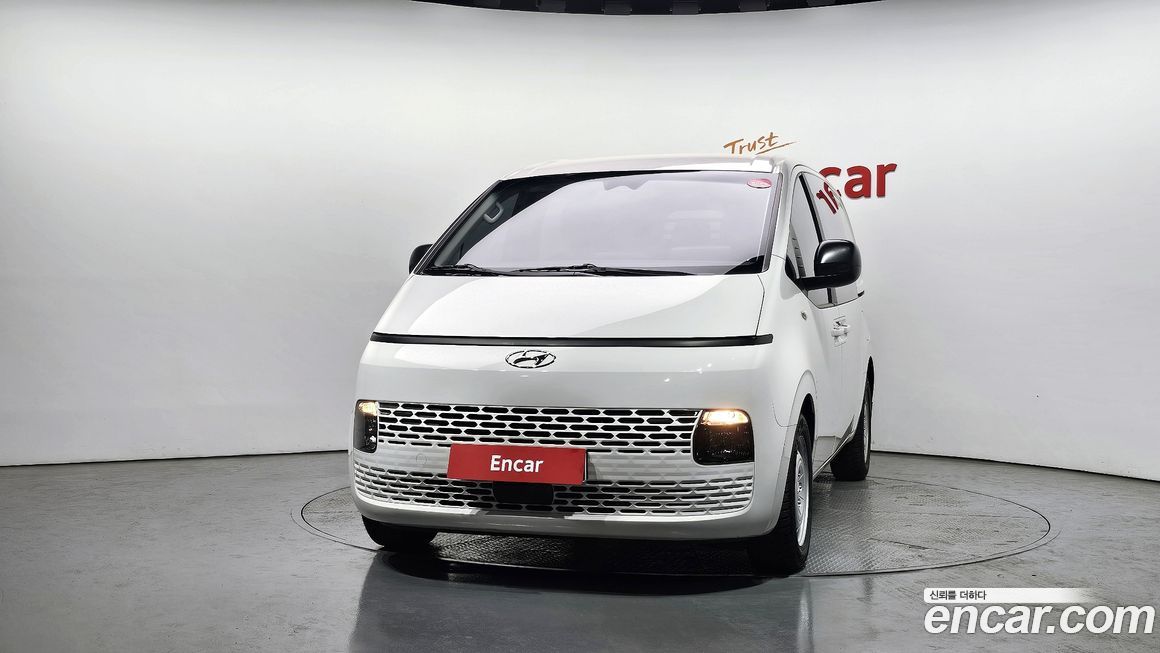 Hyundai Staria 2022