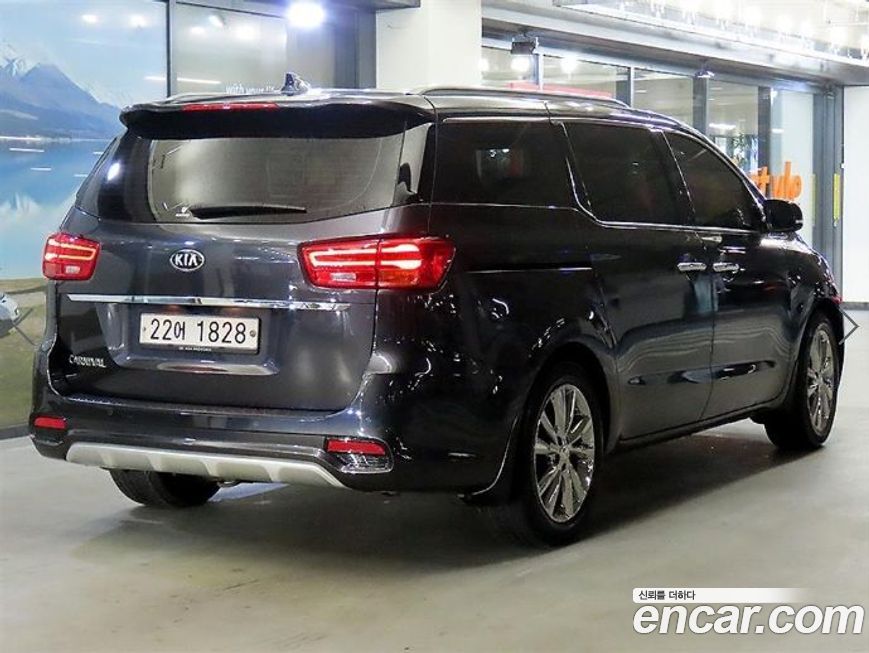Kia Canival 2019