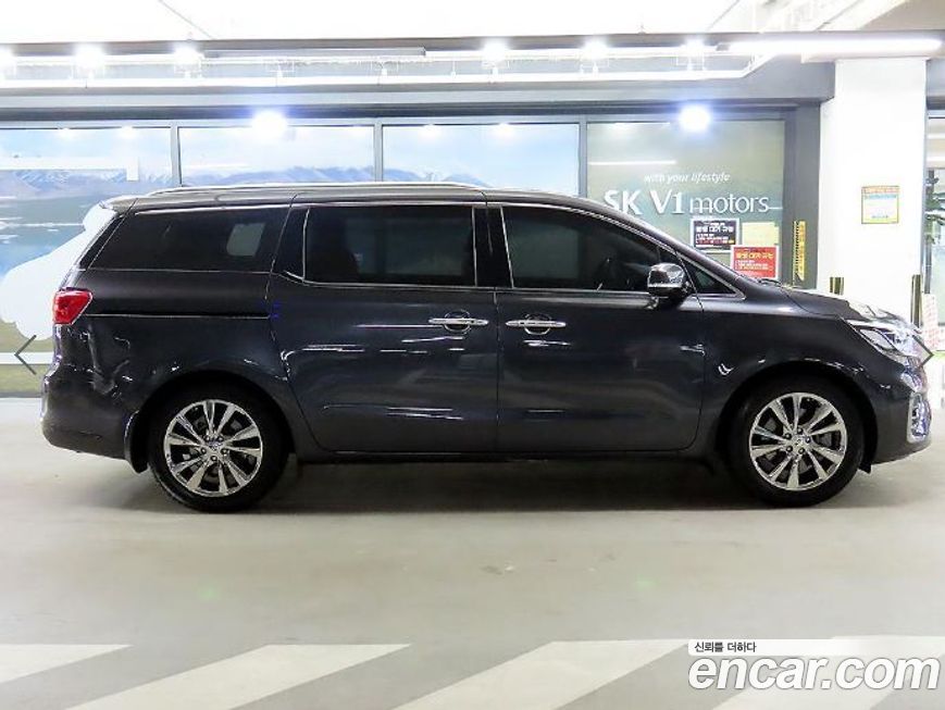 Kia Canival 2019