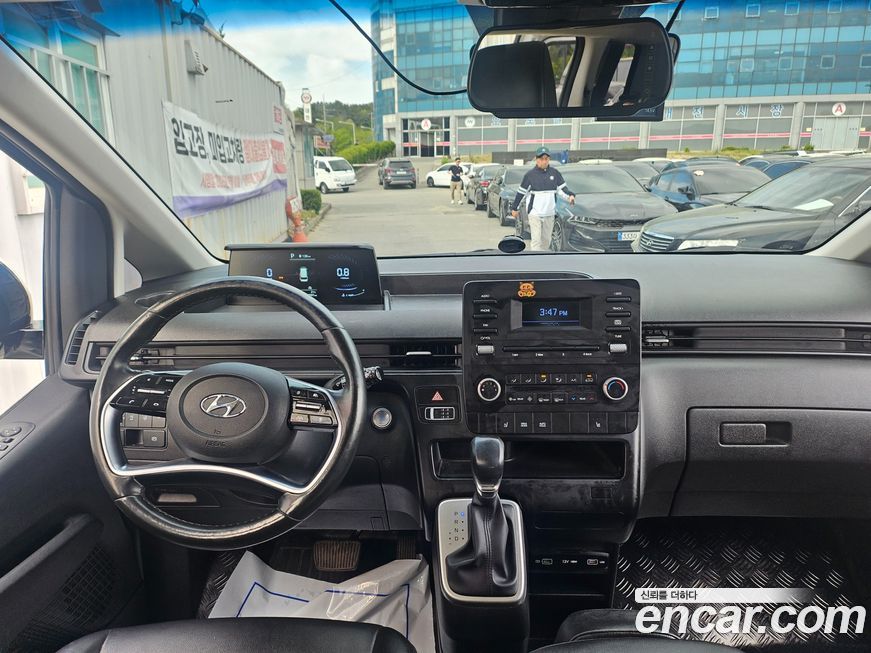Hyundai Staria 2022