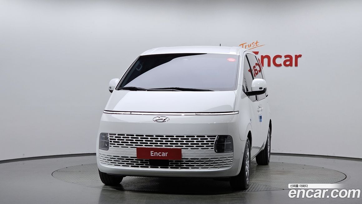 Hyundai Staria 2022