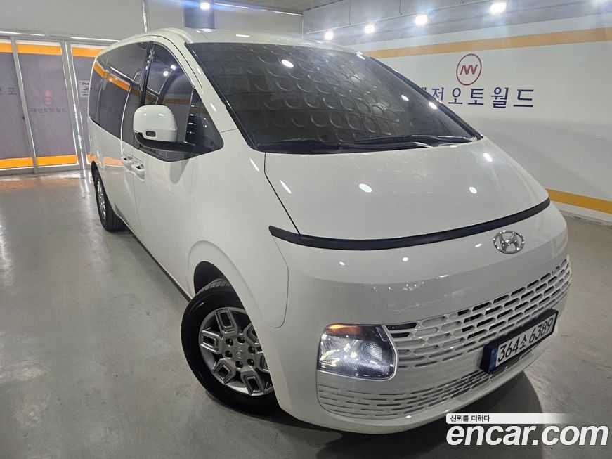 Hyundai Staria 2022