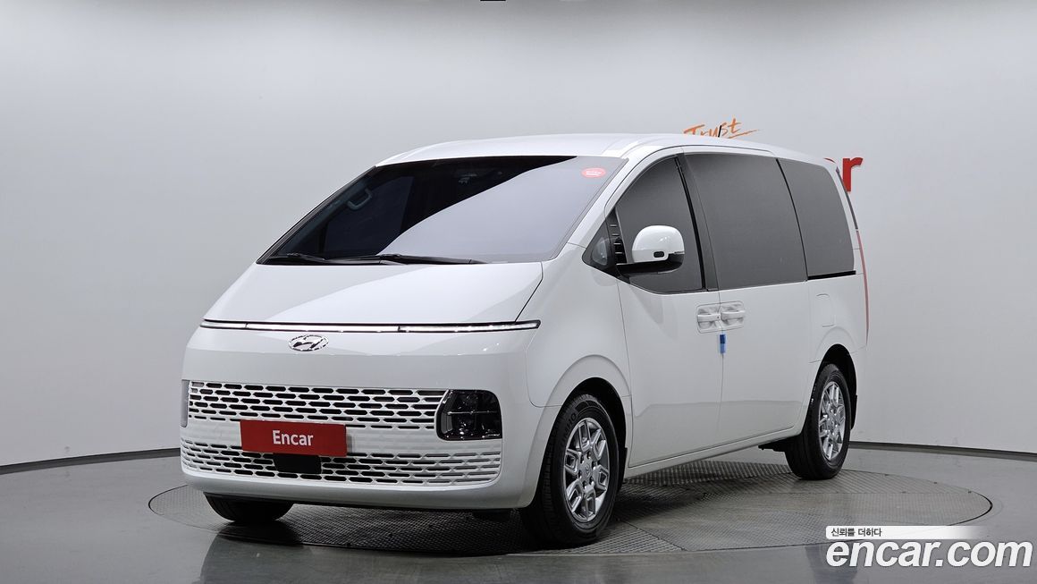 Hyundai Staria 2022
