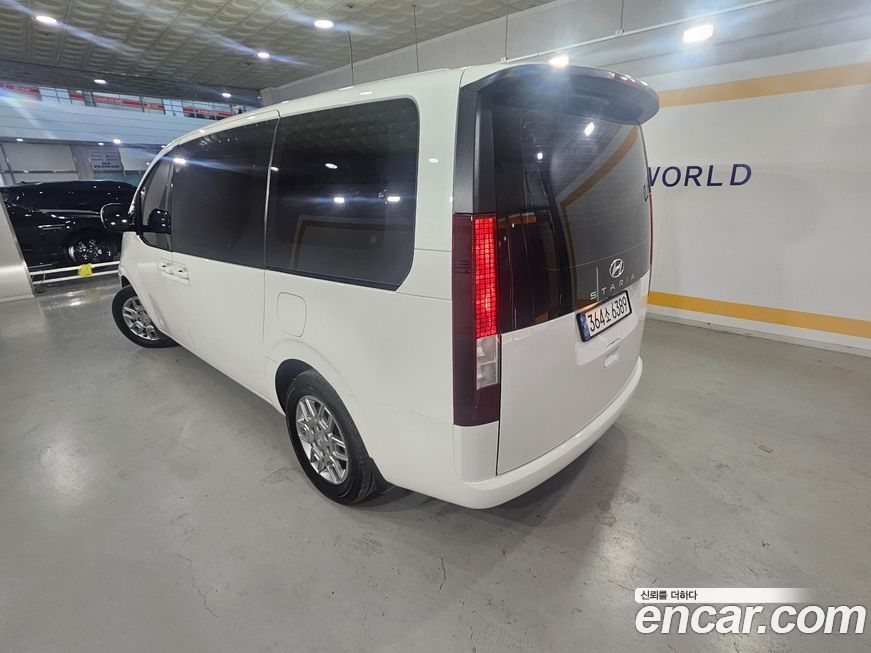 Hyundai Staria 2022