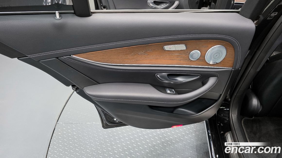 Mercedes-Benz E-Class 2019