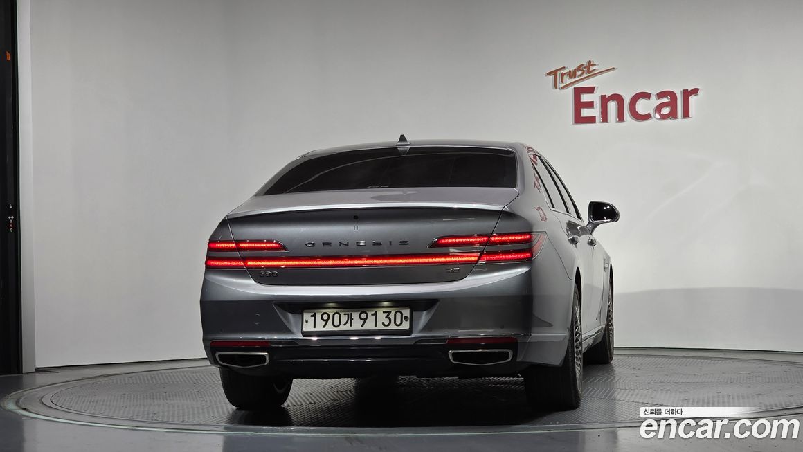 Genesis G90 2020
