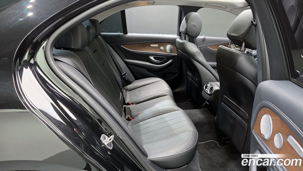 Mercedes-Benz E-Class 2019