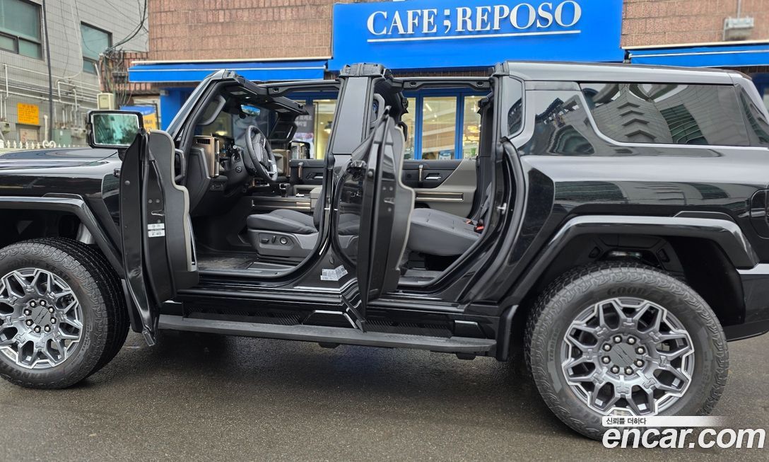 GMC Hummer EV 2025