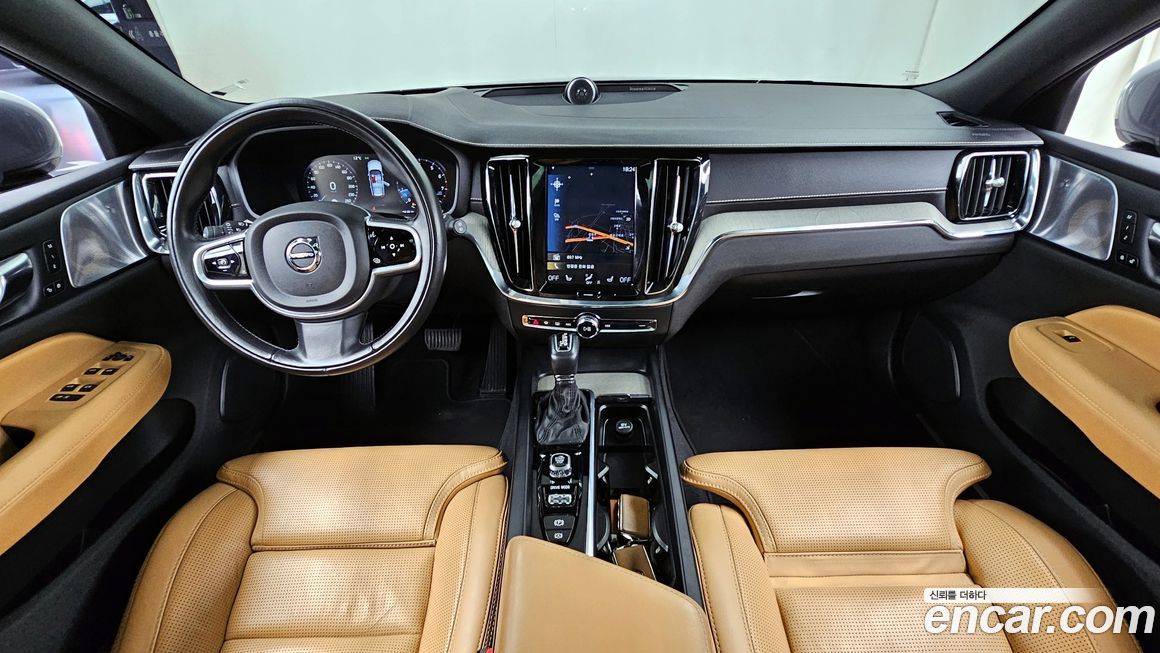 Volvo V60 2020
