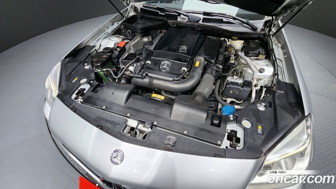 Mercedes-Benz SLK-Class 2012