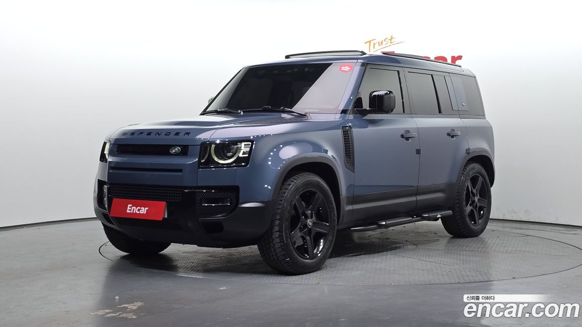 Land Rover Defender 2023