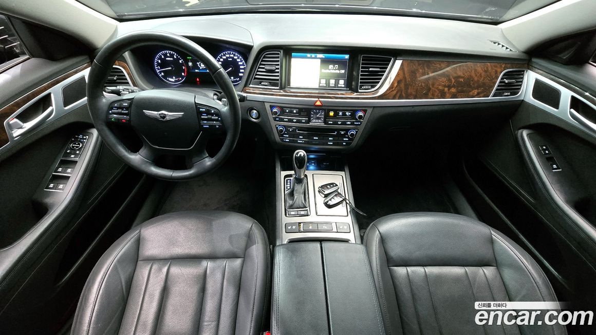 Hyundai Genesis 2016