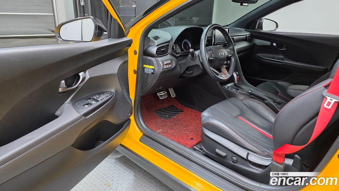 Hyundai Veloster 2018