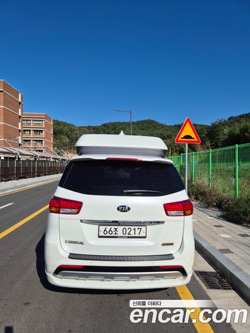 Kia Canival 2017