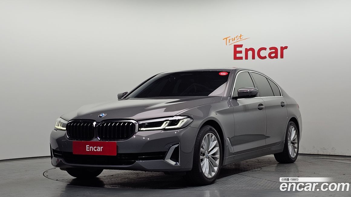 BMW 5-Series 2022