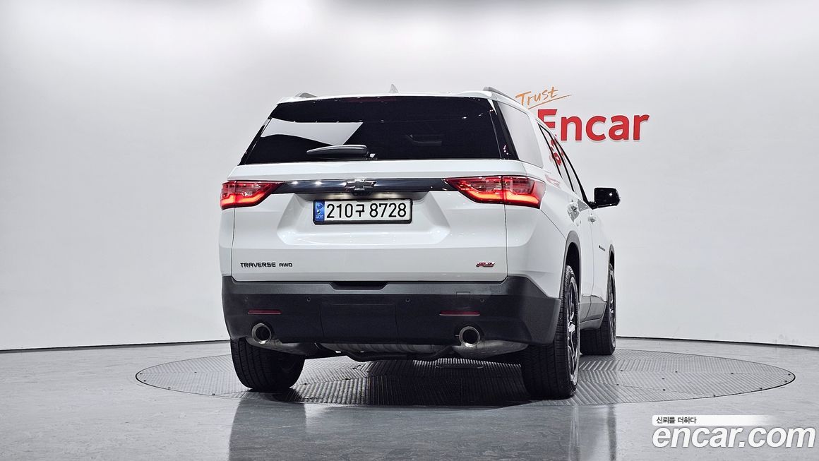 ChevroletGMDaewoo Traverse 2021