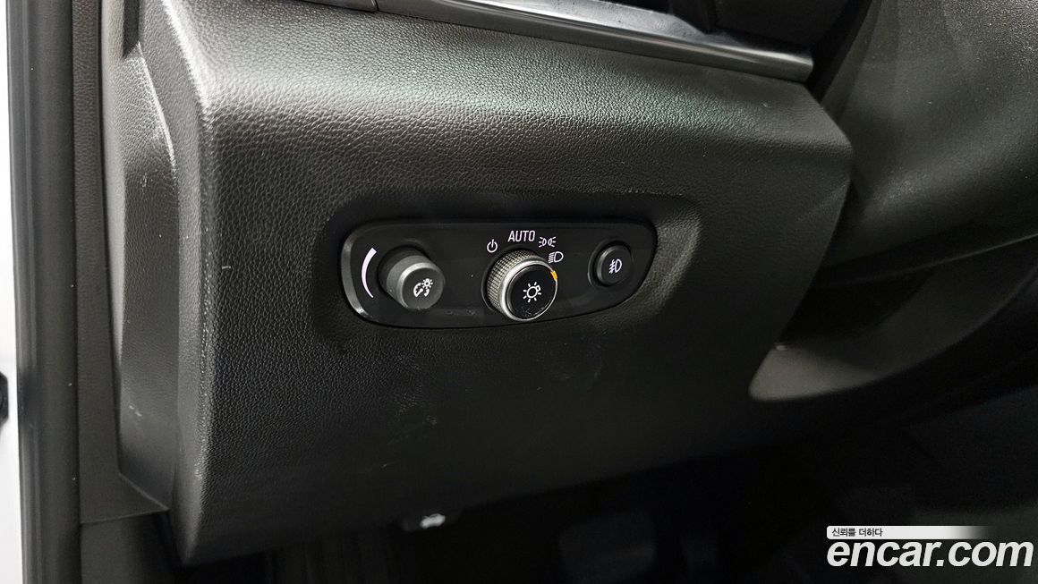 ChevroletGMDaewoo Traverse 2021