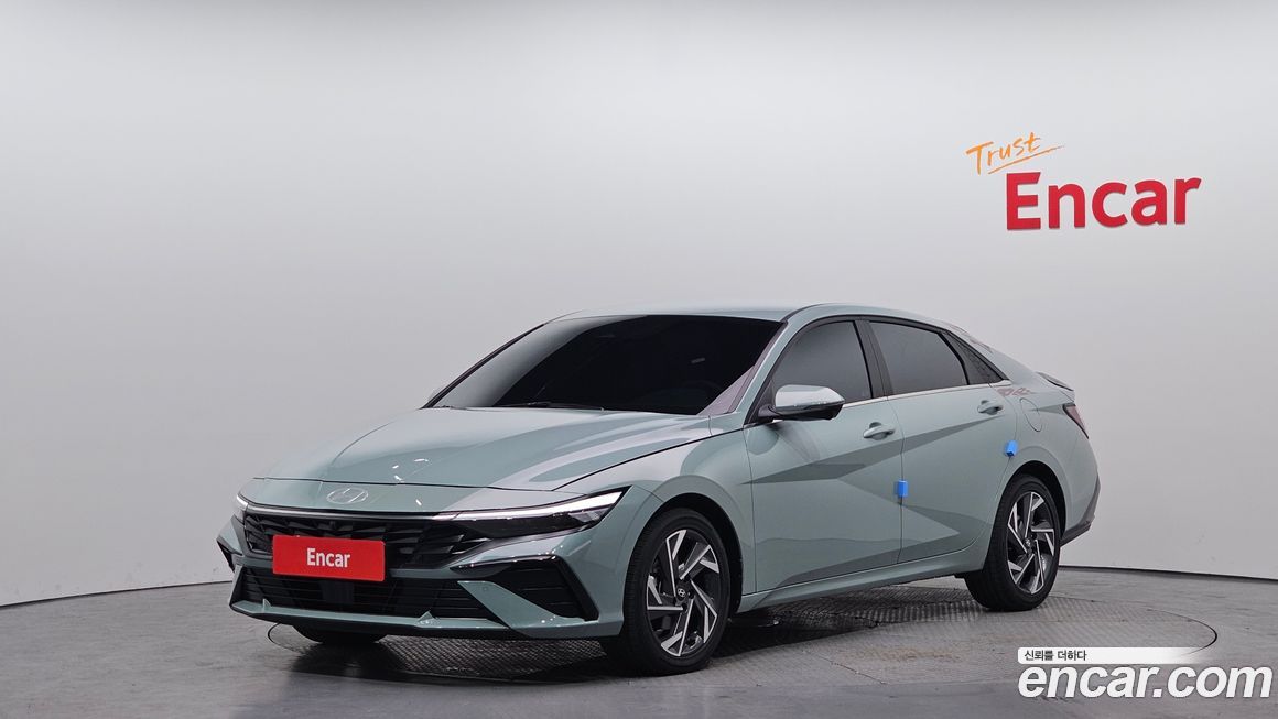 Hyundai AVANTE 2025