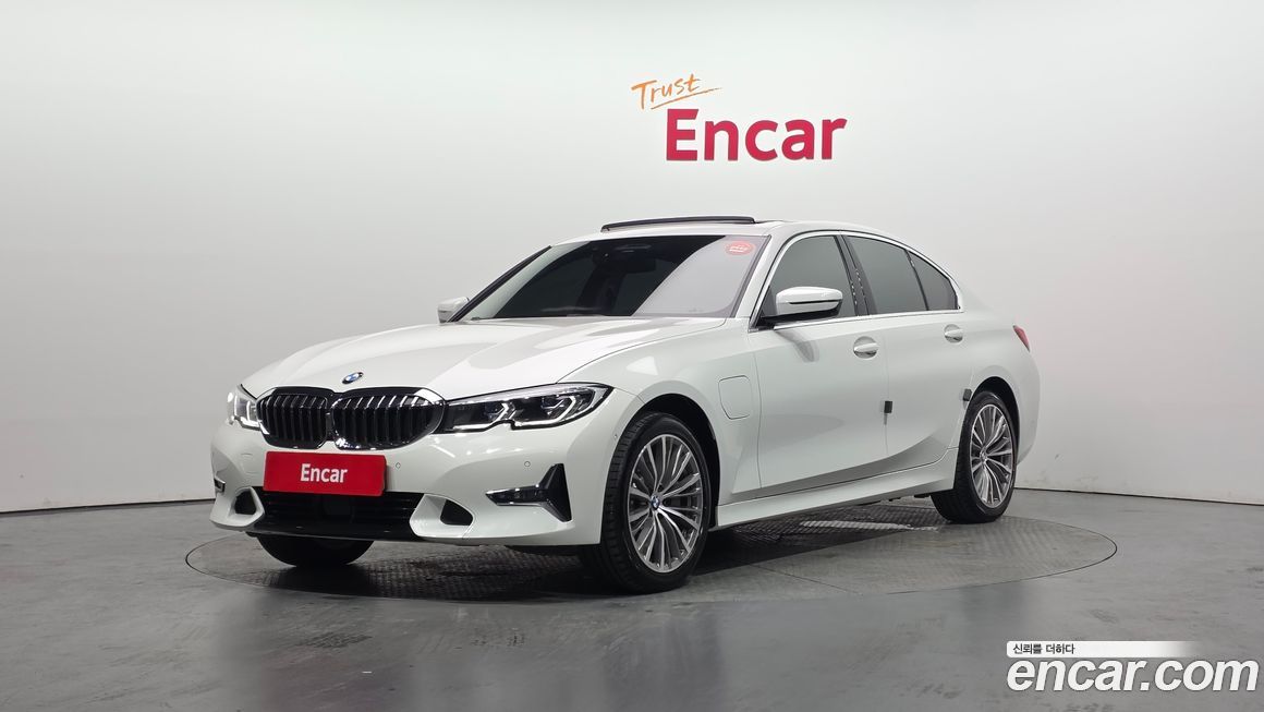 BMW 3-Series 2021