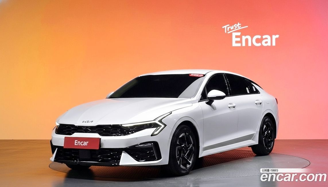 Kia K5 2025
