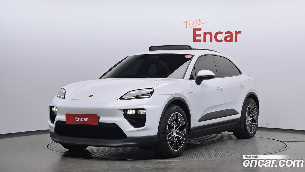 Porsche Macan 2025