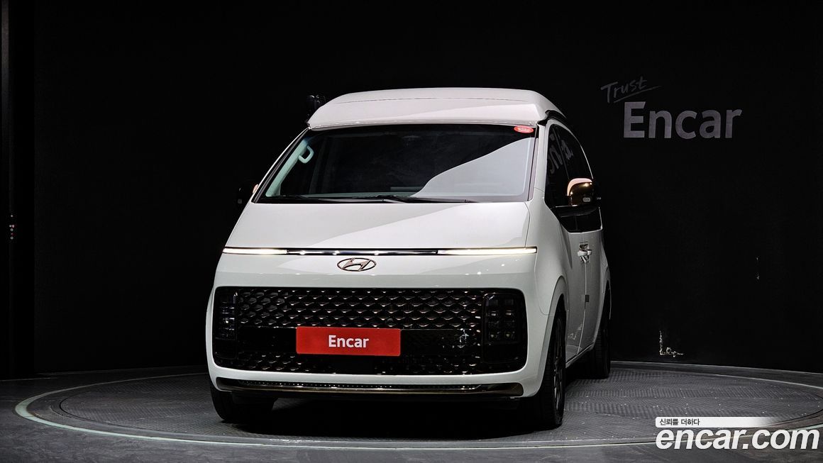 Hyundai Staria 2024