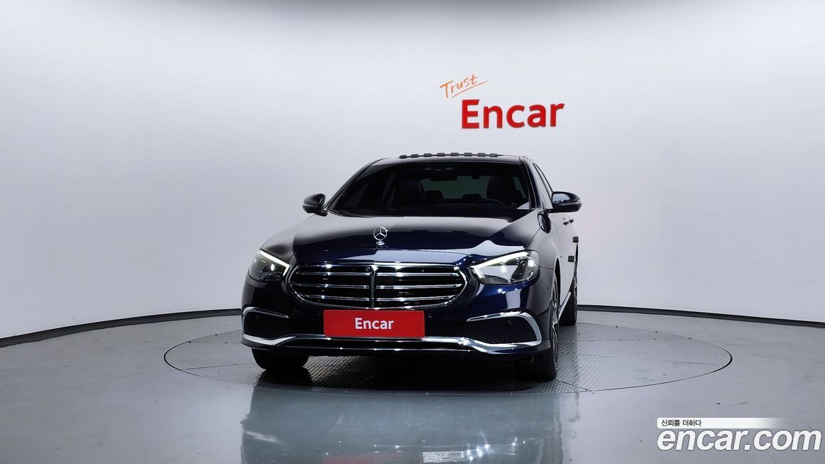 Mercedes-Benz E-Class 2021