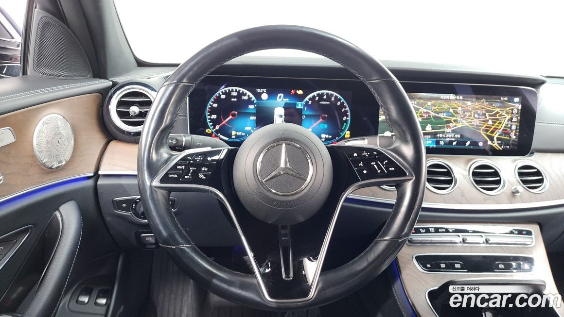 Mercedes-Benz E-Class 2021