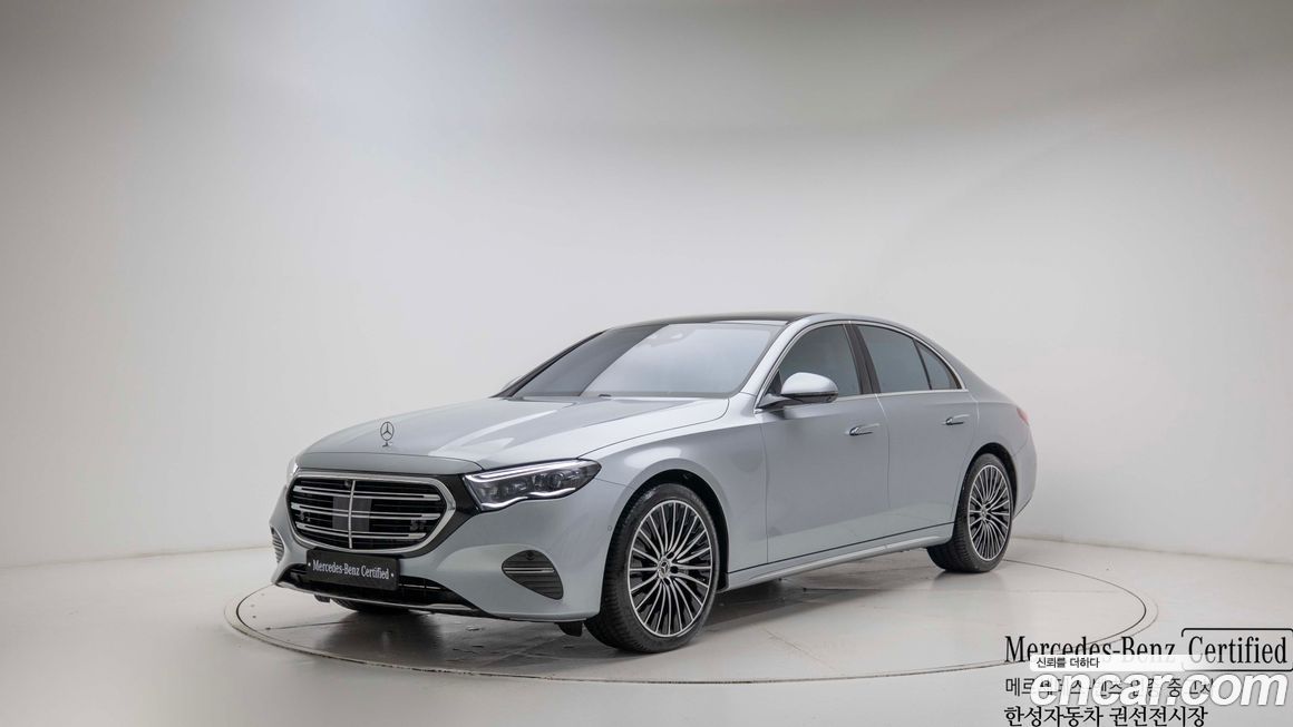 Mercedes-Benz E-Class 2024