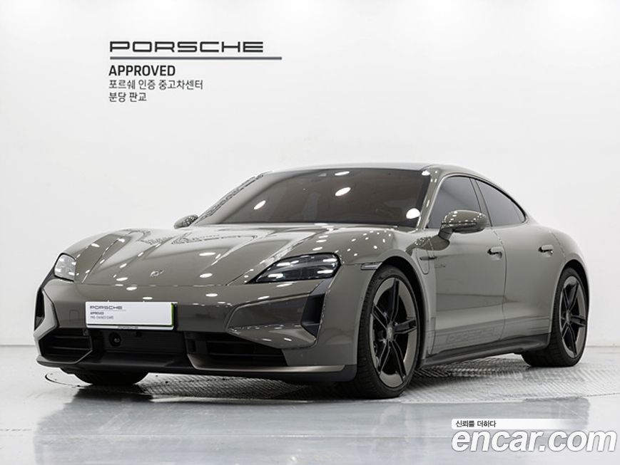 Porsche Taycan 2025