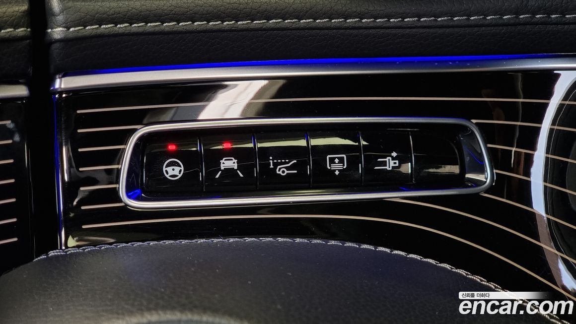 Mercedes-Benz S-Class 2020