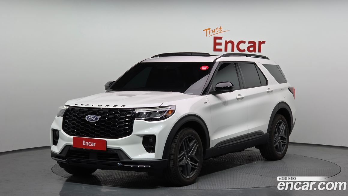 Ford Explorer 2025