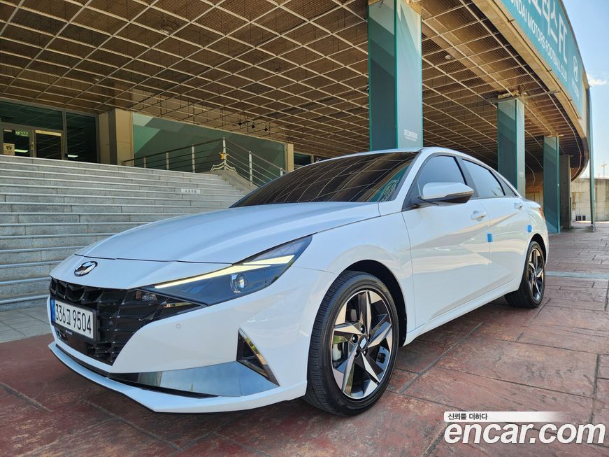 Hyundai AVANTE 2023