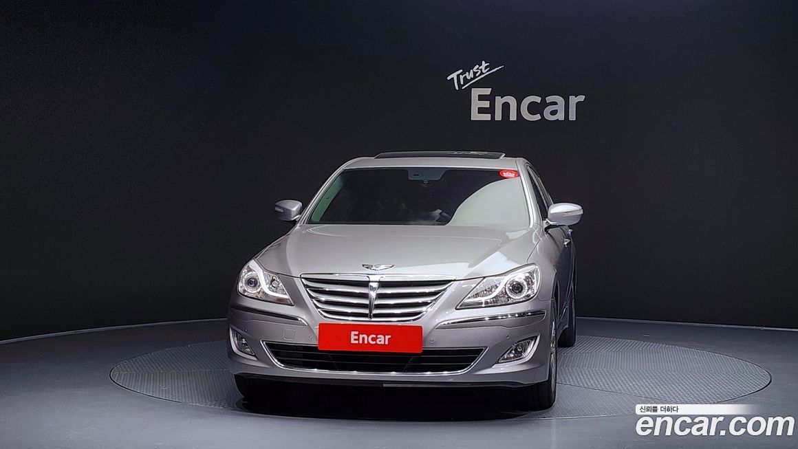 Hyundai Genesis 2012