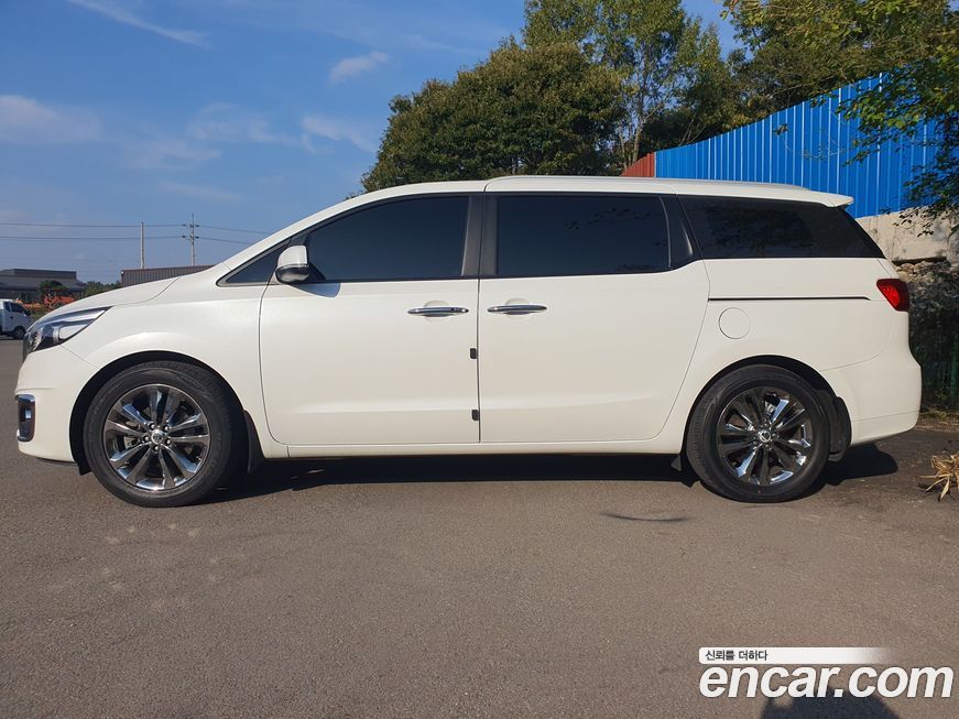 Kia Canival 2016
