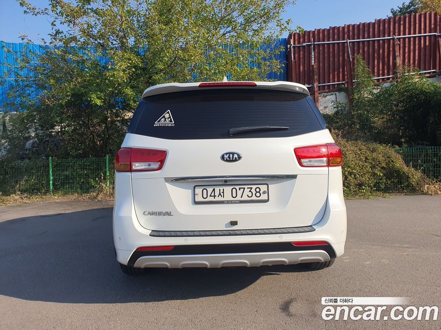 Kia Canival 2016