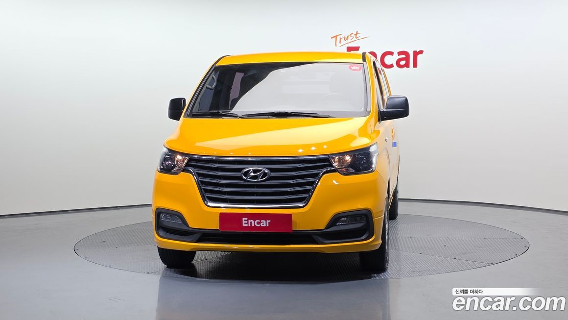 Hyundai Starex 2019